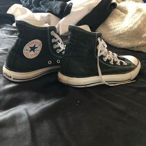 Black converse